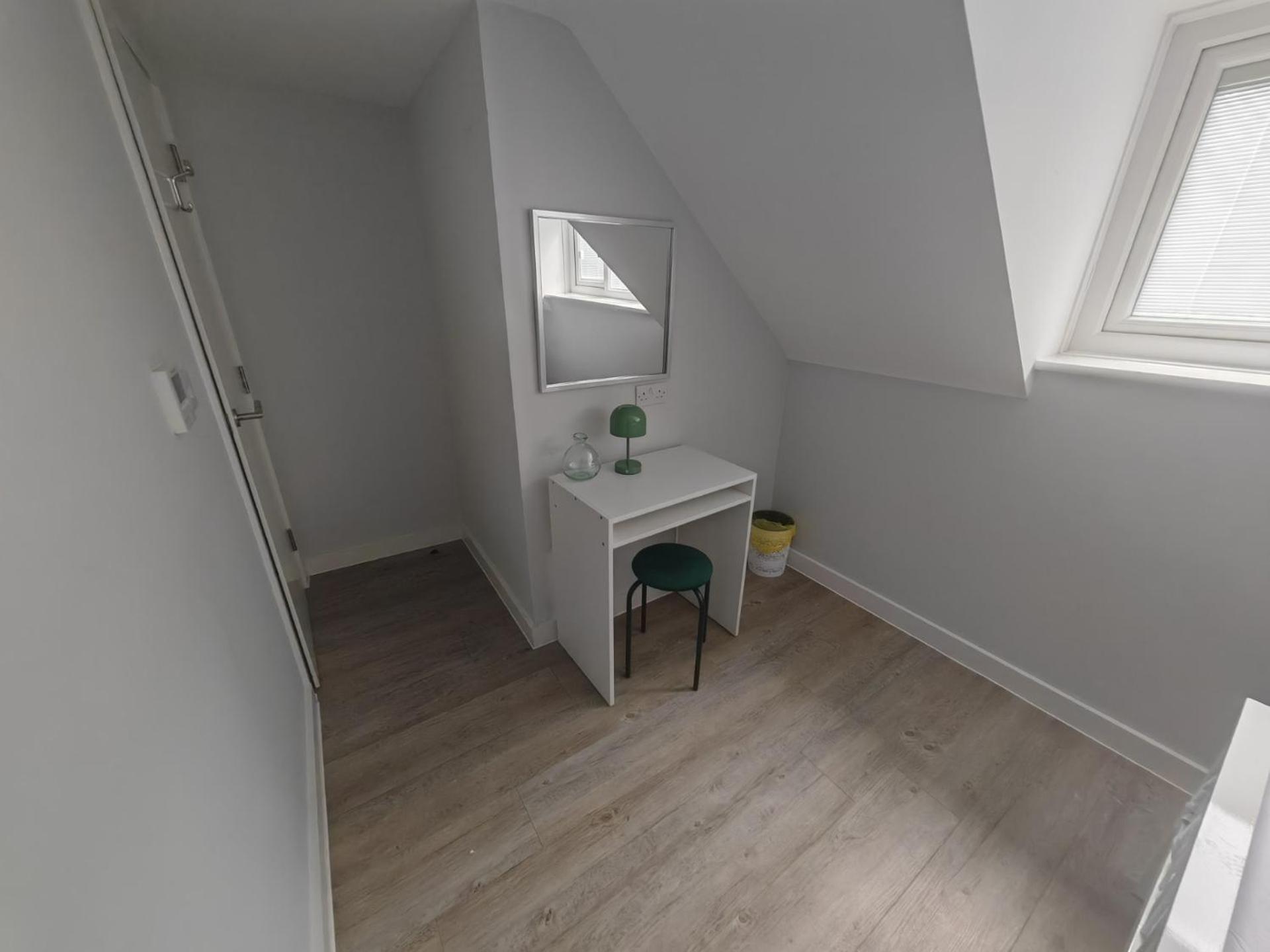 Slieve Apartment Suites Бирмингем Экстерьер фото