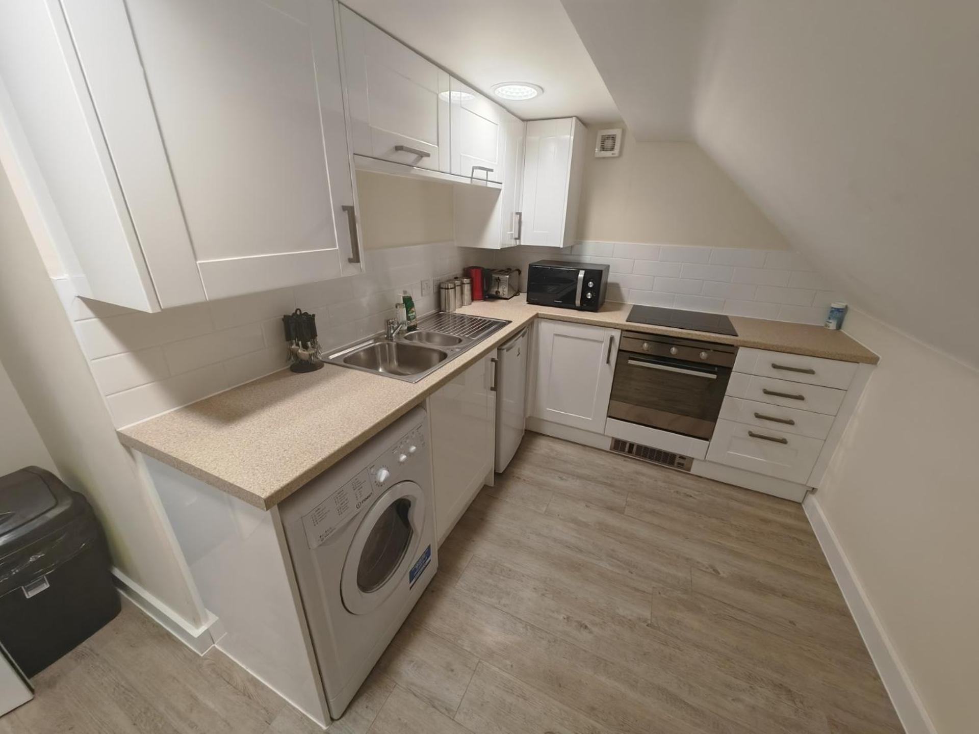 Slieve Apartment Suites Бирмингем Экстерьер фото