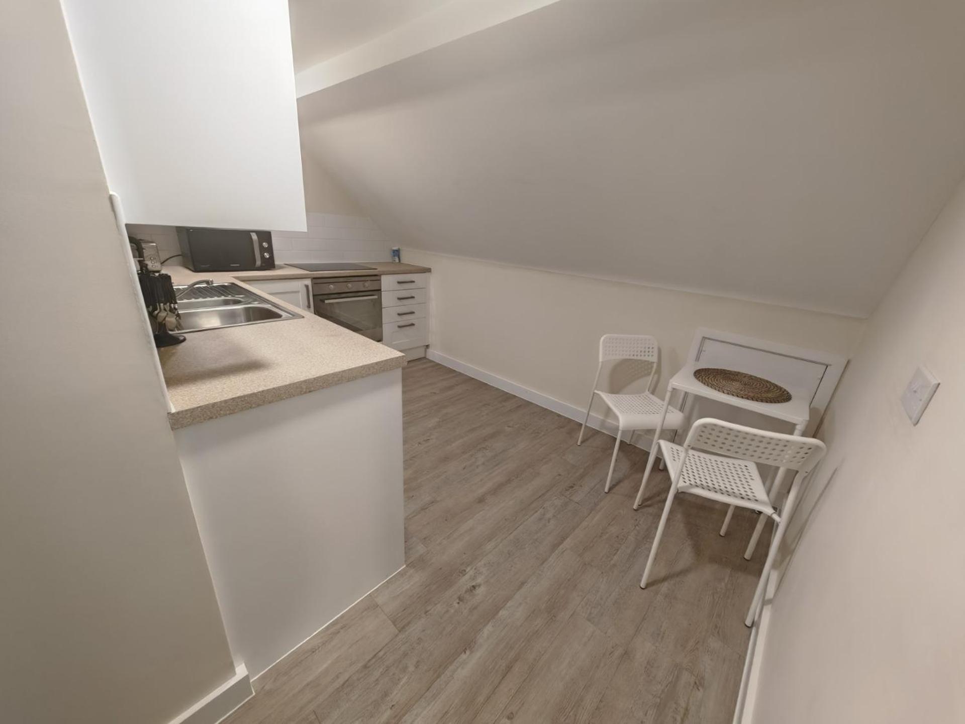Slieve Apartment Suites Бирмингем Экстерьер фото