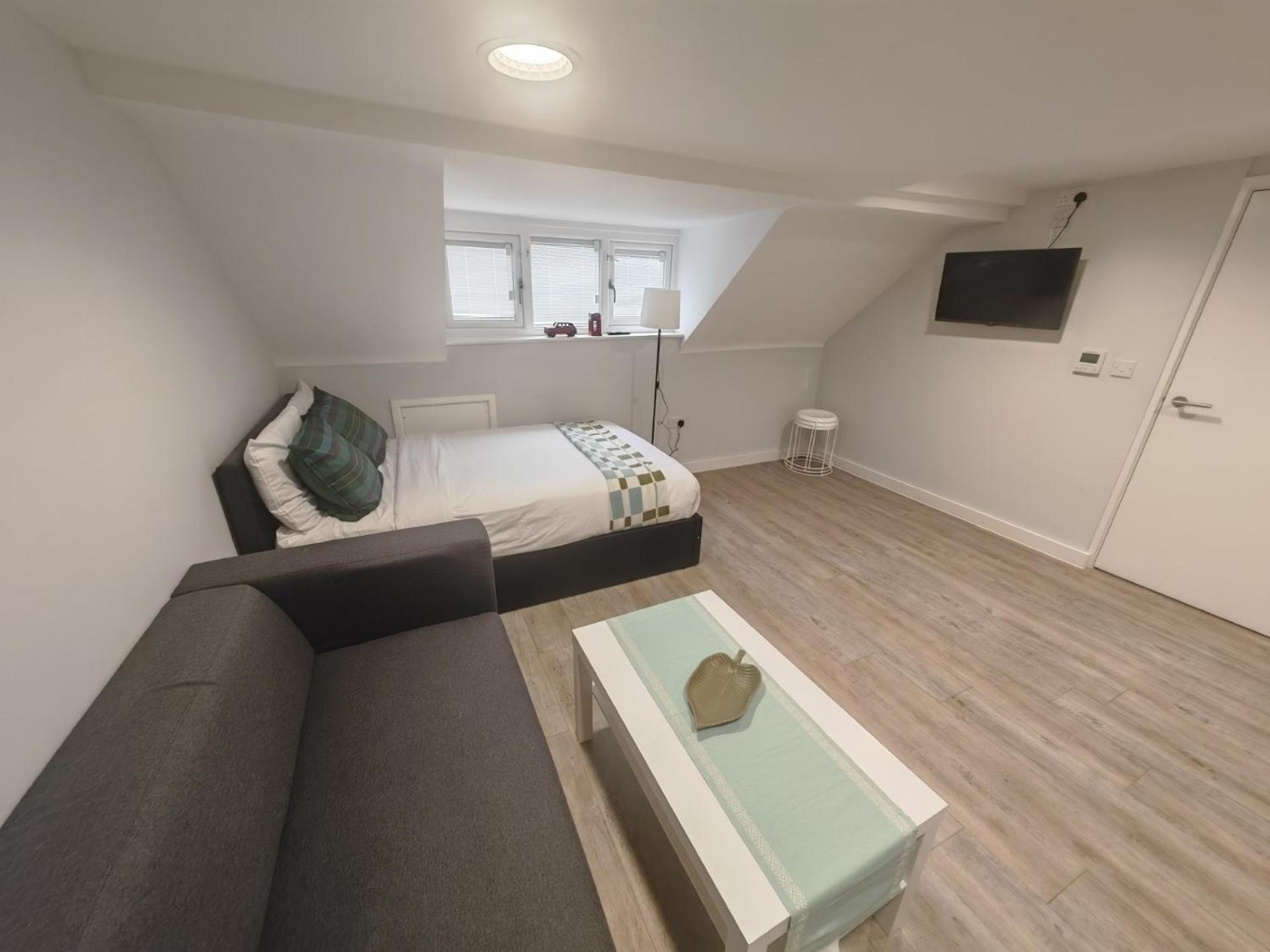 Slieve Apartment Suites Бирмингем Экстерьер фото