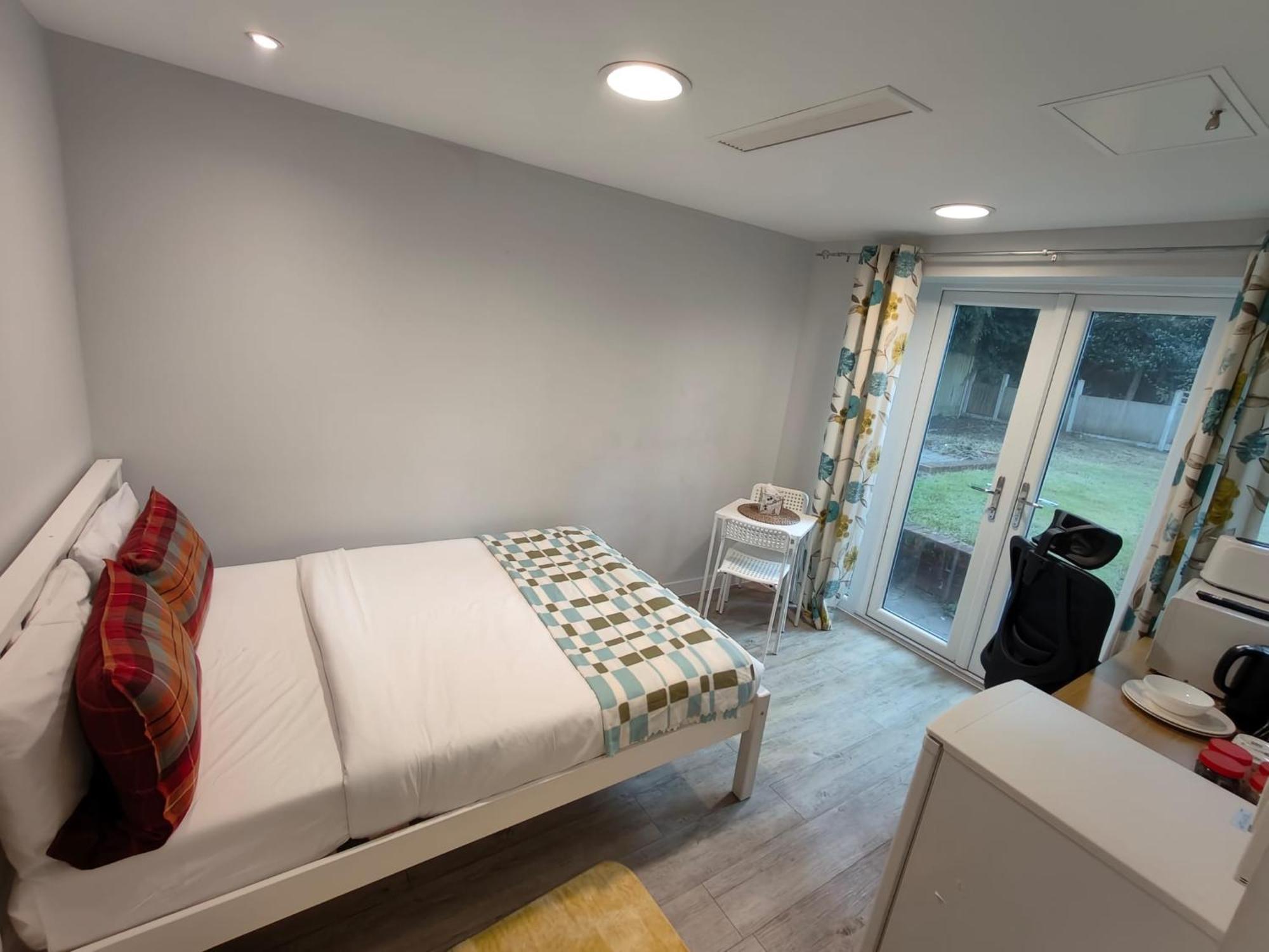 Slieve Apartment Suites Бирмингем Экстерьер фото